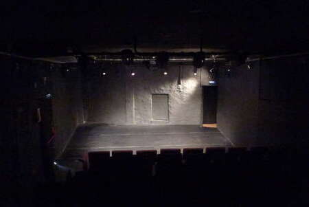 1 Photo du lieu AU BOUT LÀ-BAS (THÉÂTRE)