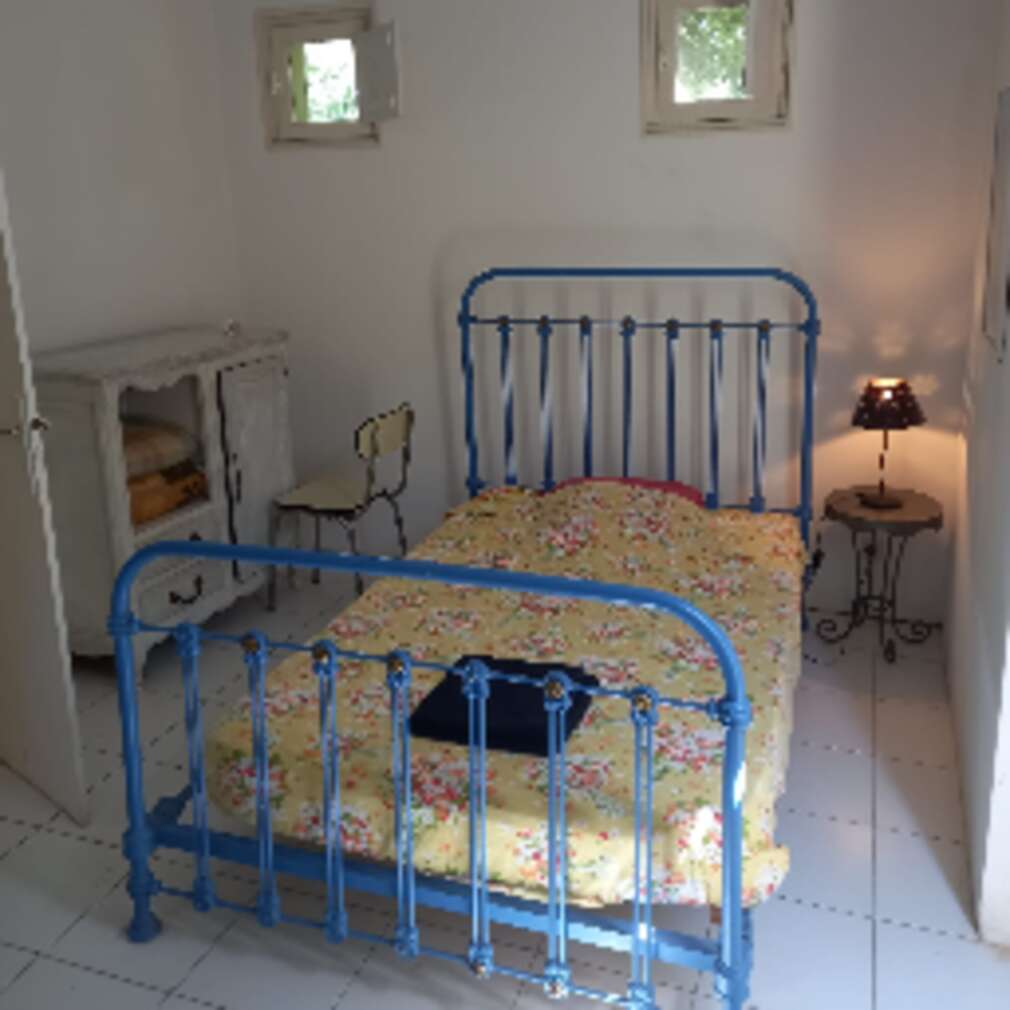 1 Photo de l'annonce' Location T3 Pujaut 3 couchages pour Compagnie de théâtre