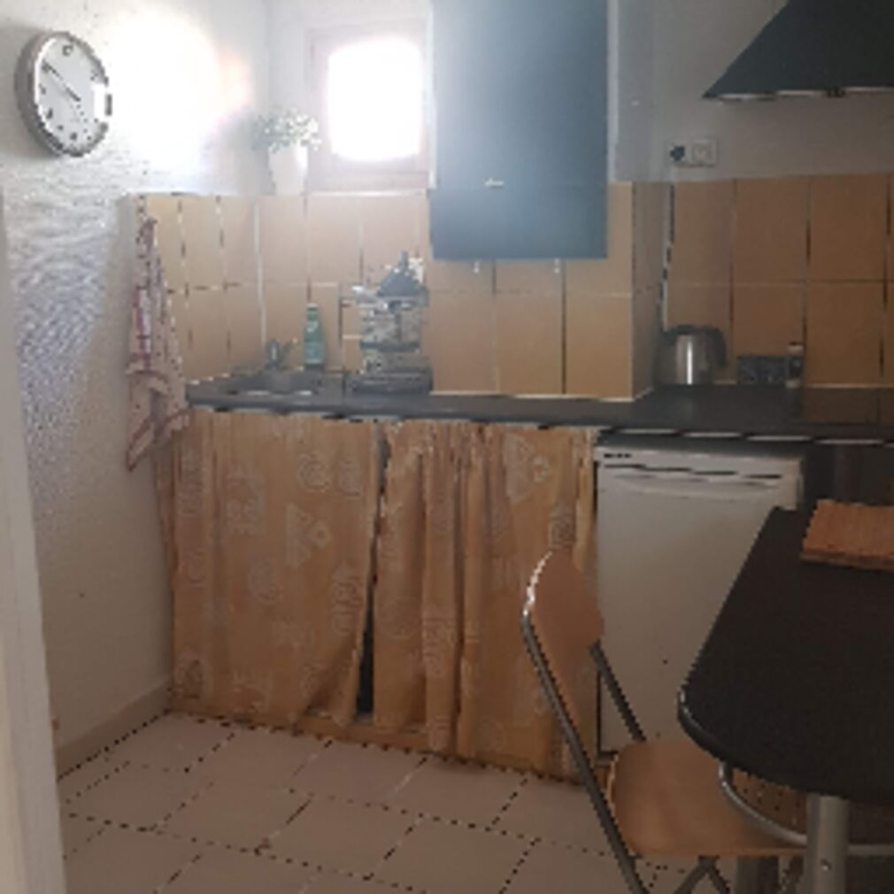 3 Photo de l'annonce' petit appartement intra muros avec cours 1 ou 2 pers