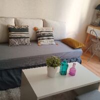 Vignette de l'annonce petit appartement intra muros avec cours 1 ou 2 pers