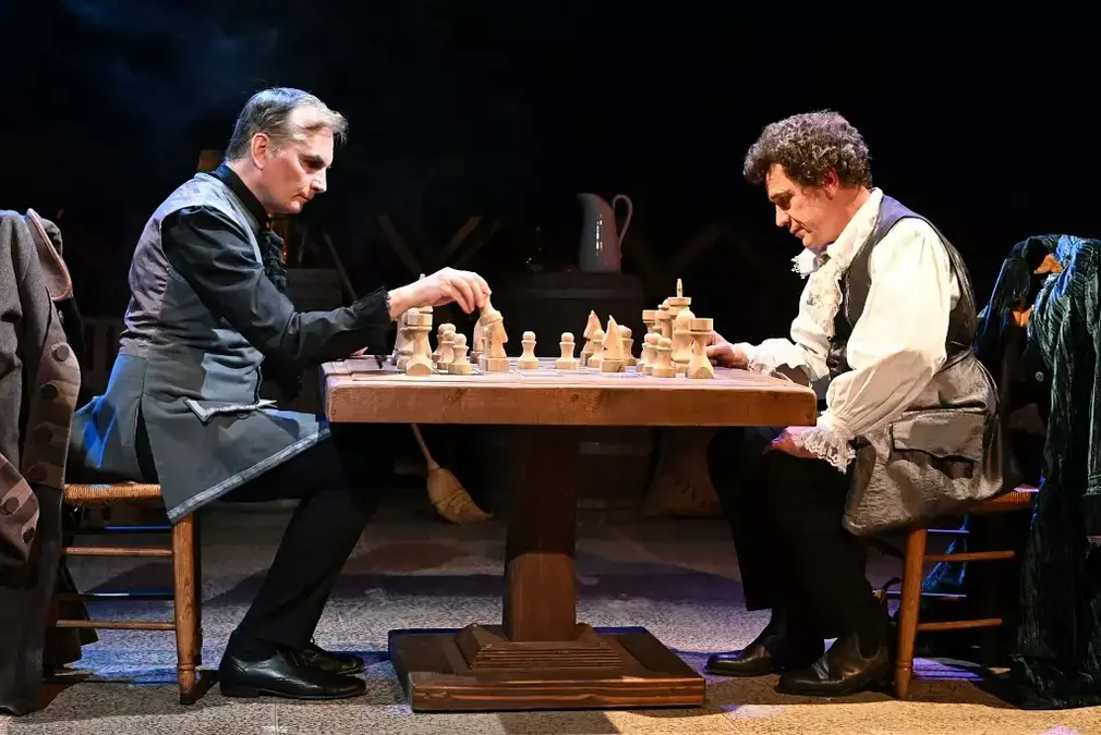 0 Photo de l'revue_presse' La Raison du plus fou : Rousseau vs Diderot, duel au sommet