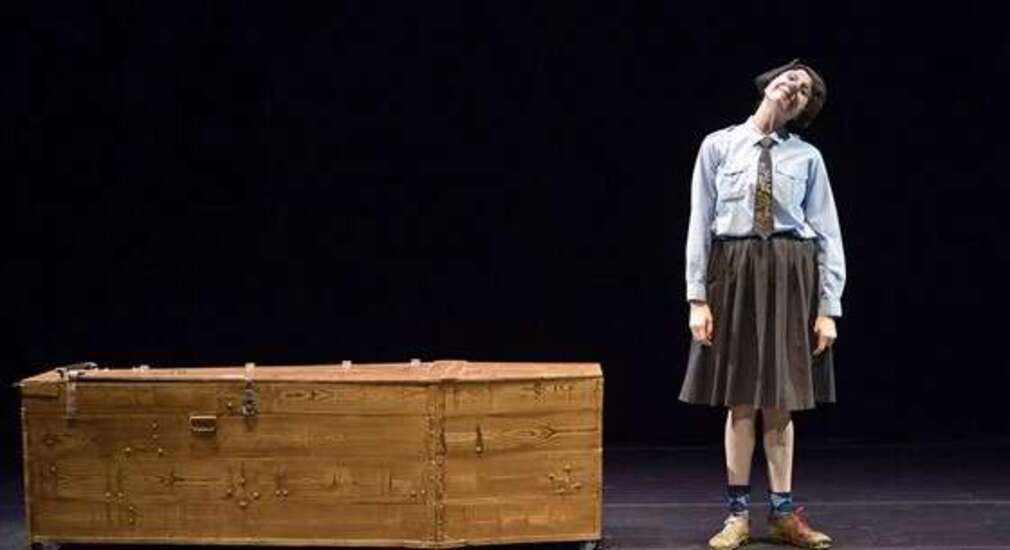 0 Photo de l'revue_presse' Emma la clown, une trilogie de solos qui met magnifiquement en lumière son personnage dans ses multitudes