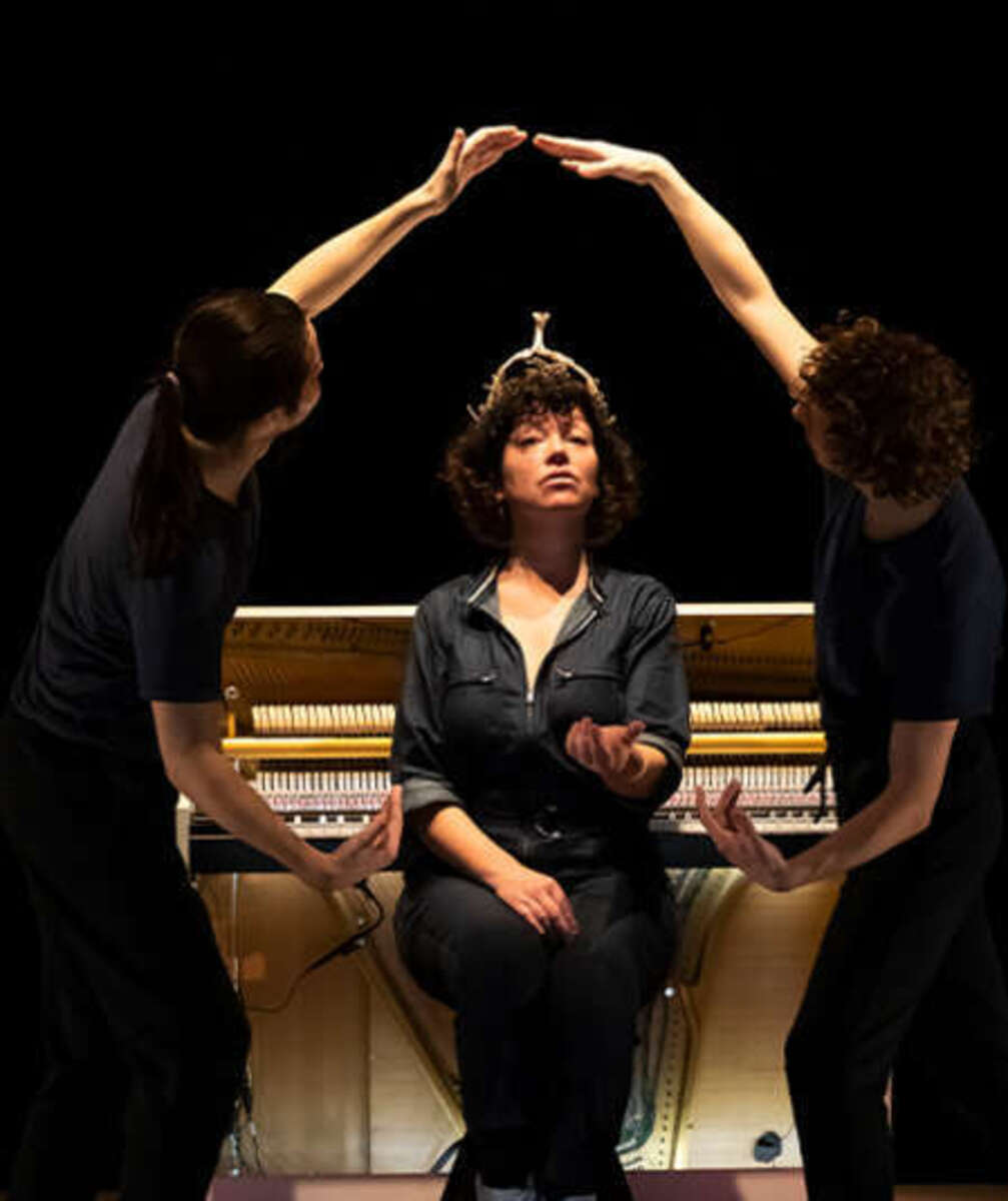 0 Photo de l'revue_presse' Venise, récit chanté d’un corps