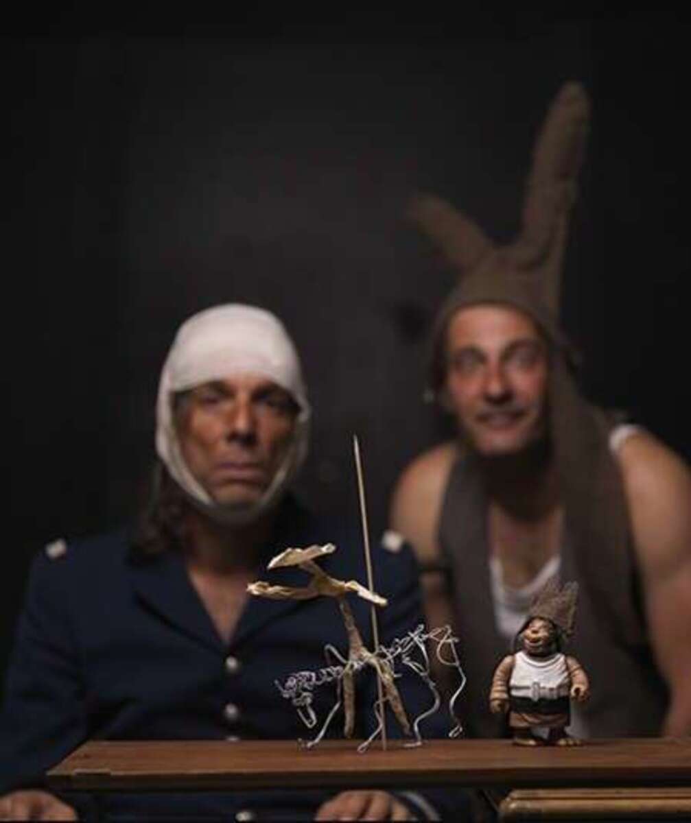 0 Photo de l'revue_presse' DON QUICHOTTE SUR LES ROUTES DE LA MANCHE