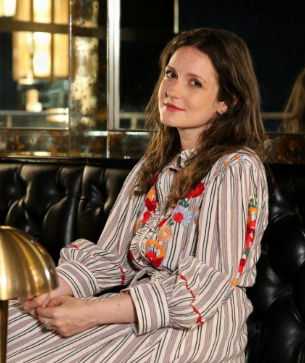 L’humoriste Rosa Bursztein au Théâtre des Béliers : « Jouer à Avignon, c’est un honneur »
