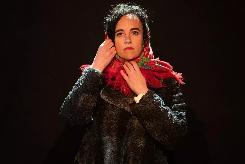 0 Photo de l'revue_presse' Caroline Rochefort, vibrante Femme non-rééducable