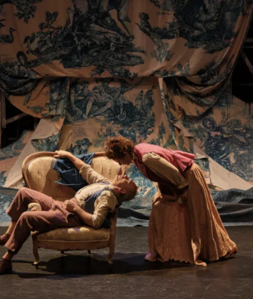 Léna Bréban met Beaumarchais à la page