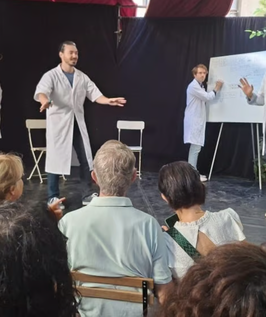 0 Photo de l'revue_presse' Festival Off : 