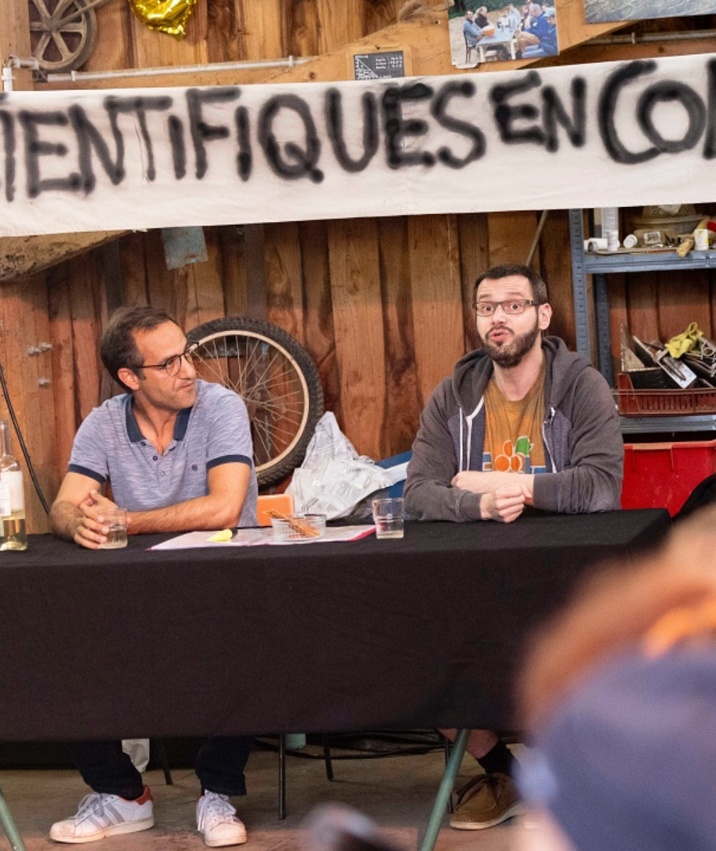 0 Photo de l'revue_presse' Y a plus qu’à : Rire avant d’en pleurer
