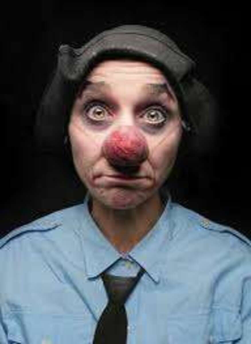 0 Photo de l'revue_presse' Emma la clown, une artiste unique, talentueuse et originale.
