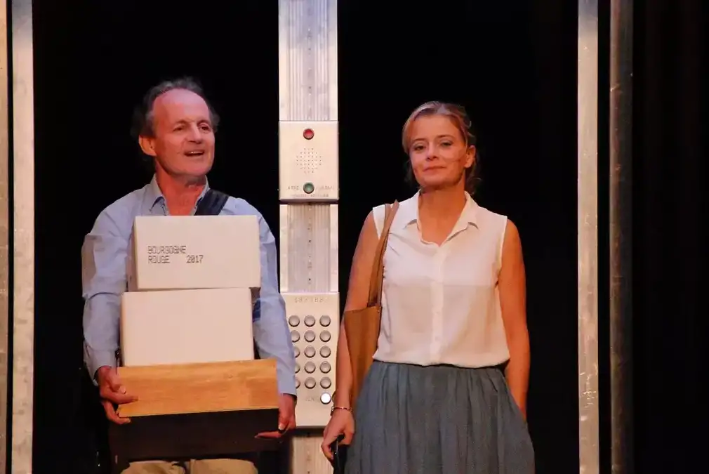 0 Photo de l'revue_presse' Entre 2 de Bruno Chapelle, quand l’enfermement fait rire