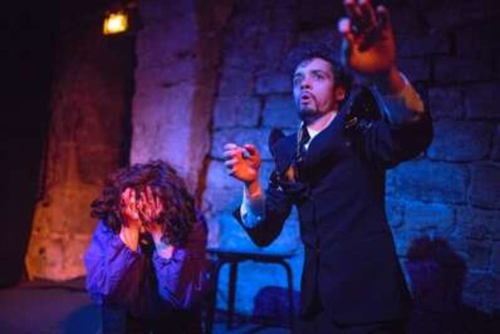 0 Photo de l'revue_presse' Eurydice aux Enfers? Vivre comme mourir engage l'être tant dans son âme que dans son corps