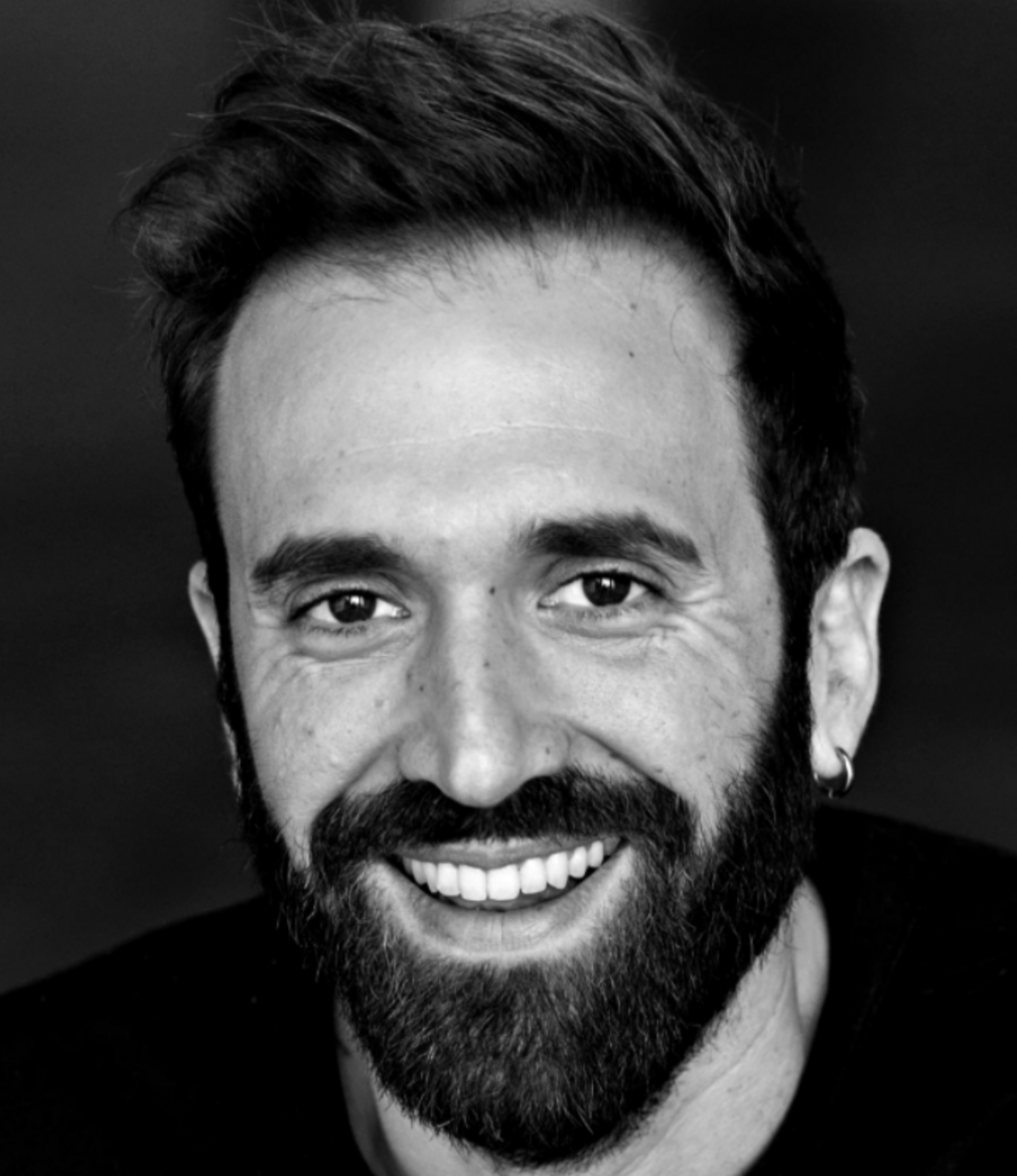 0 Photo de l'revue_presse' Maxime Potard : La scène pour toile blanche