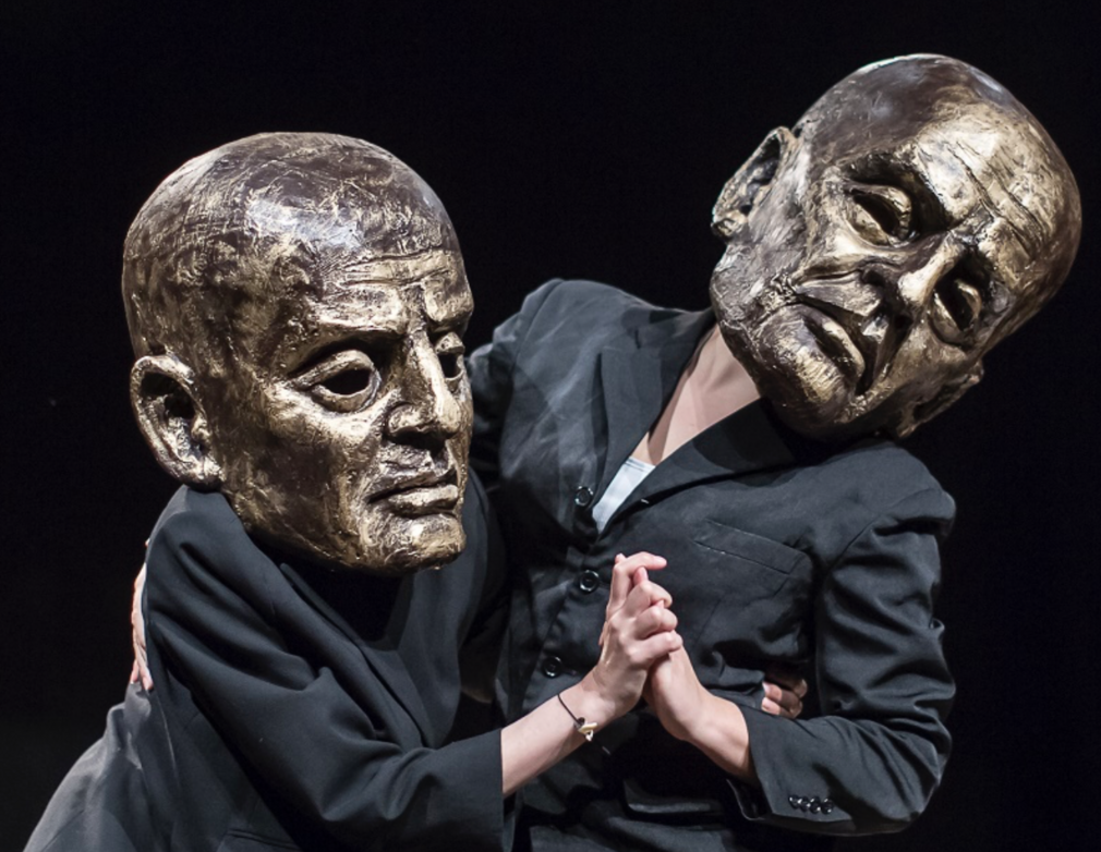 Antiwords, conception et mise en scène de Petr Boháč et Miřenka Čechová (Spitfire Compagny), au Théâtre de la Manufacture, Festival d’Avignon Off