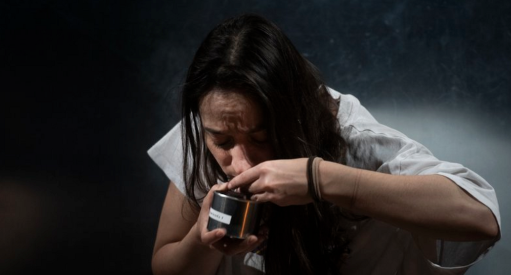 0 Photo de l'revue_presse' Apocalypse, bunker et emprise : au Off d’Avignon, “Après la fin” plonge le spectateur dans une terreur psychologique totale