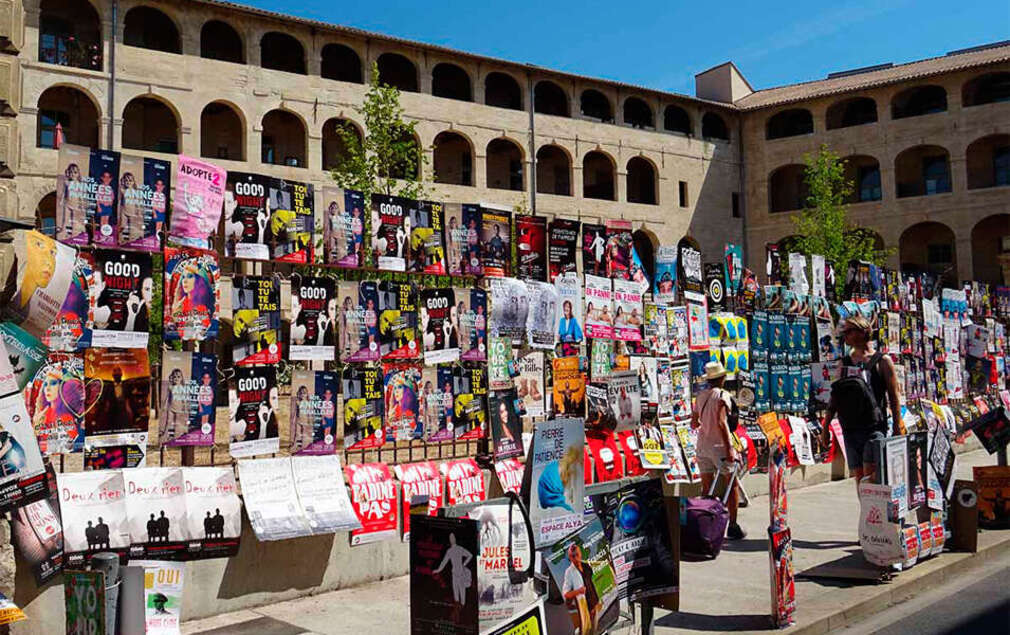 0 Photo de l'revue_presse' Off, course