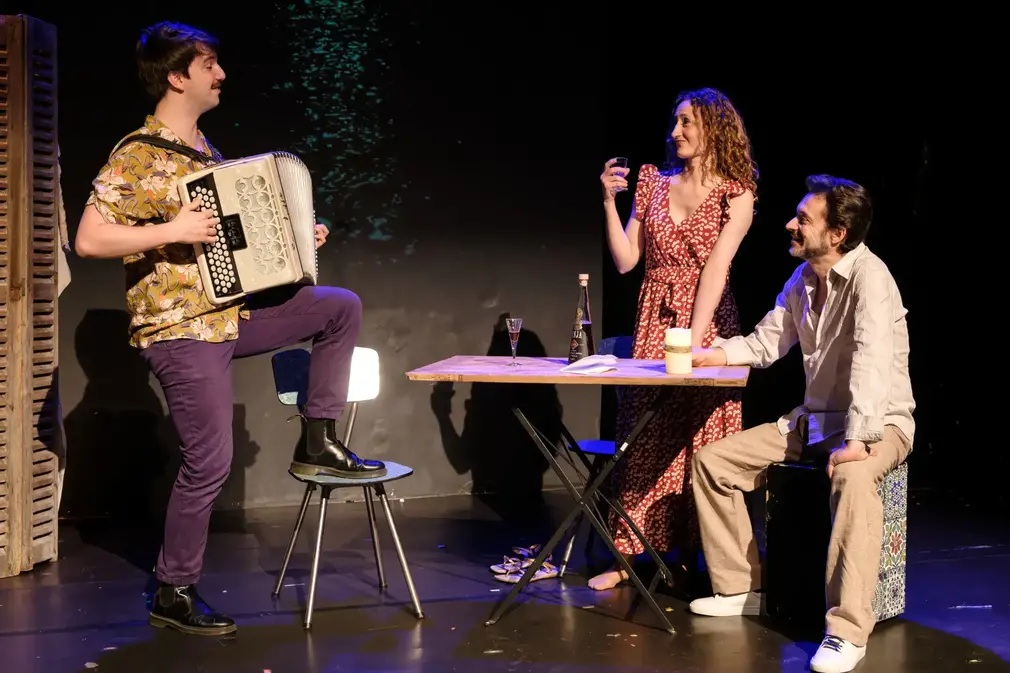 0 Photo de l'revue_presse' Saudade d’ici et là-bas – Théâtre des 3S