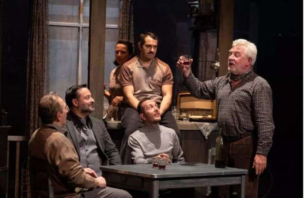 0 Photo de l'revue_presse' « Du charbon dans les veines » : trinquons à la vie, l’amour, la joie !