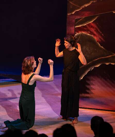 Affiche du spectacle Antigone