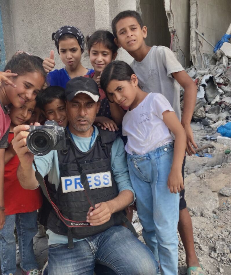 Affiche du spectacle Exposition du reporter-photographe gazaoui Fadi Thabet, du 4 au 15 juillet, dans l'enceinte du théâtre