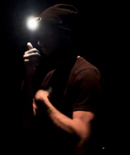 Affiche du spectacle M'Aider - Témoignage dansé d'un marin sauveteur