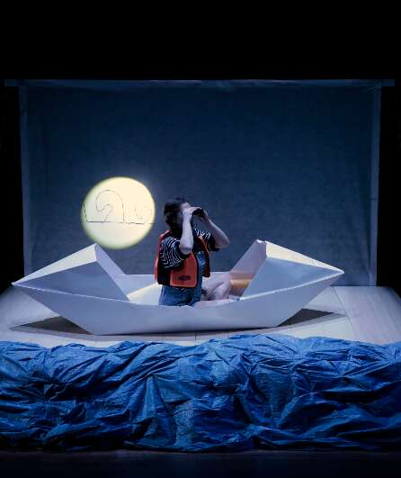 Affiche du spectacle Ici commence la mer